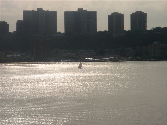 A BOAT ON THE HUDSON